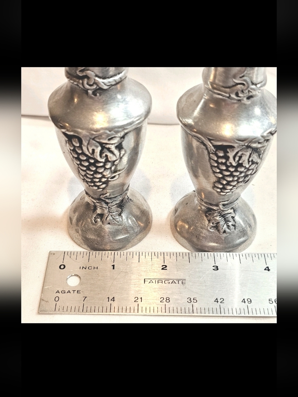Vintage Collectible Pewter Vineyard Grapes Victorian Salt & Pepper Shakers - Picture 5 of 8